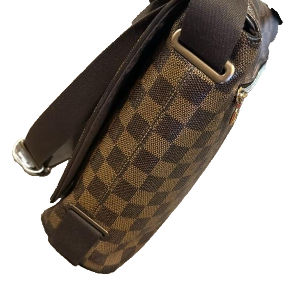 LOUIS VUITTON BROOKLYN DAMIER EBENE Messenger Handbag - Picture 4 of 13